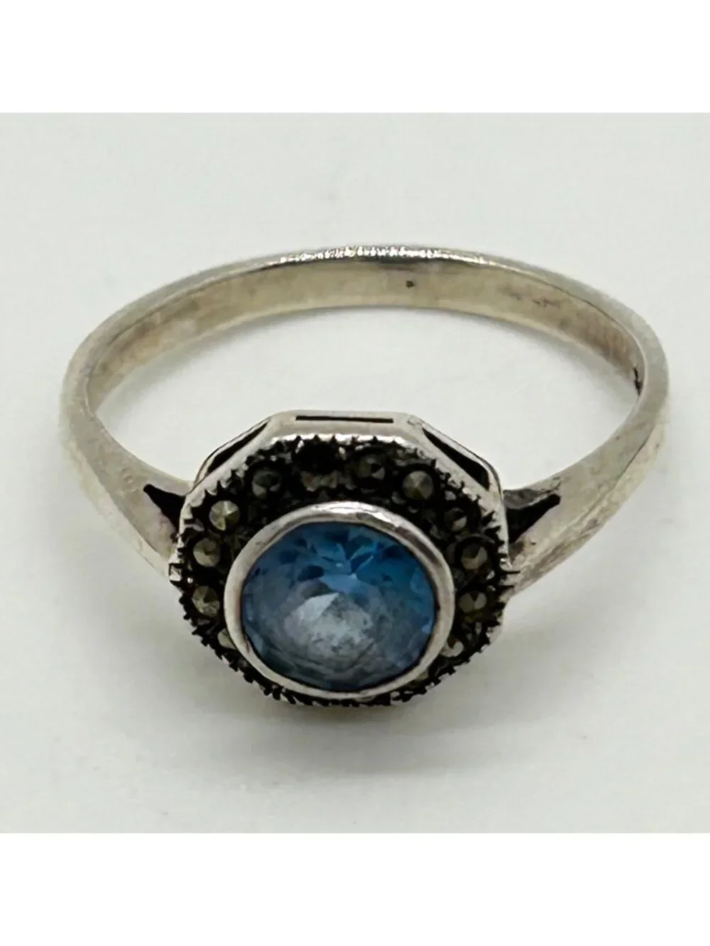 Vintage 925 Sterling Silver Blue Stone & Marcasite Halo Ring Size 6
